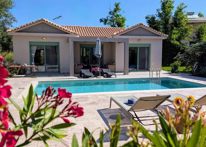 Villa Eora *